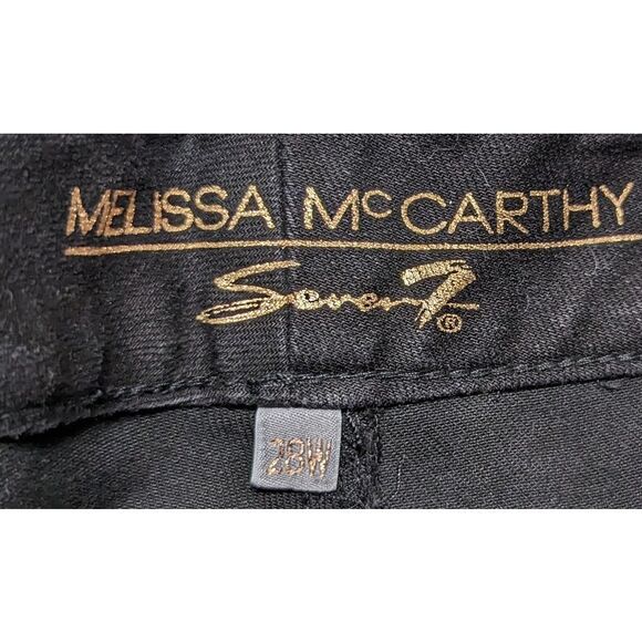 Melissa McCarthy Seven7 Seven 7 Jean Shorts Plus Size 28W Cutoffs Black Stretch - Picture 2 of 10